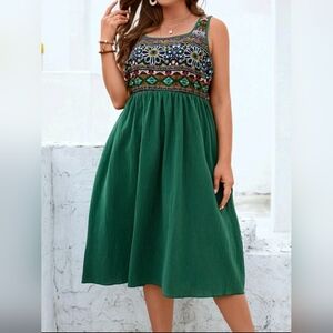 NWOT Plus Geo Print Green Dress